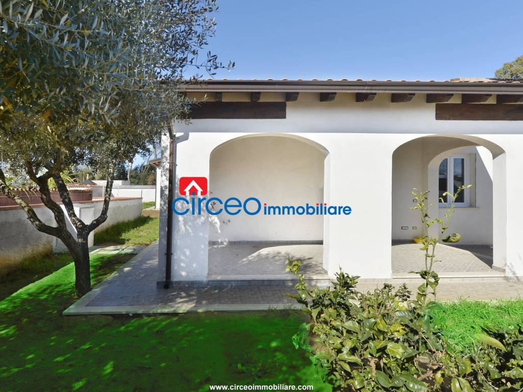 Villa a San felice circeo in Viale Regina Elena, 144 - Foto 5