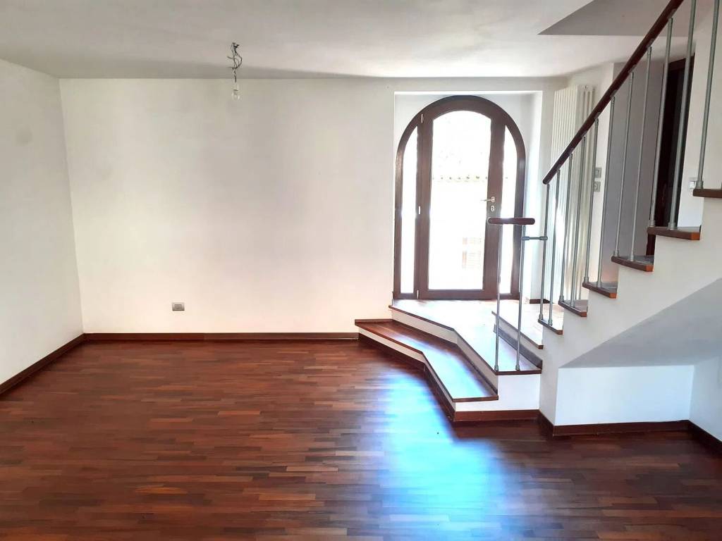 Villa a Cingoli in Via Pietro Leoni - Foto 3