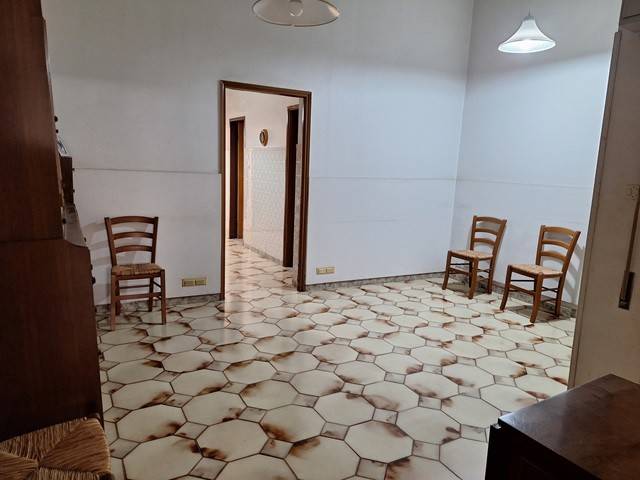 Palazzo / stabile a Vittoria - Foto 4