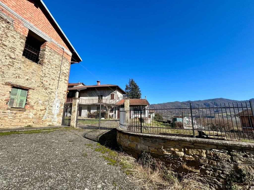 Villa a Acqui terme in Piazza San Guido, 49 - Foto 2