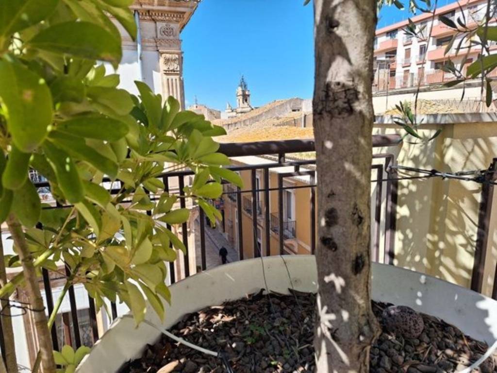 Appartamento a Vittoria in Via Camillo Benso di Cavour, 52 - Foto 2
