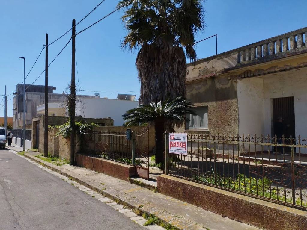 Villa a Alessano in Via Trieste S.N.C. - Foto 3