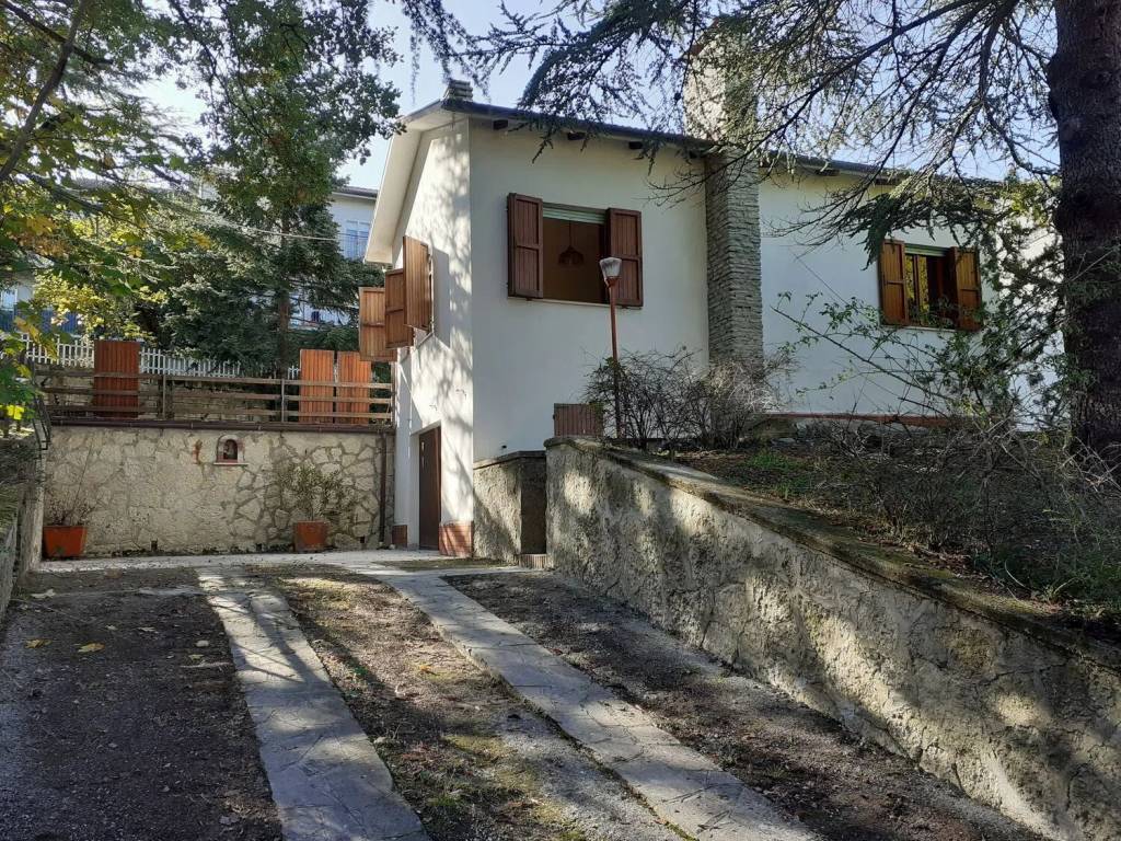 Villa a Cingoli in Via Cerquatti - Foto 4