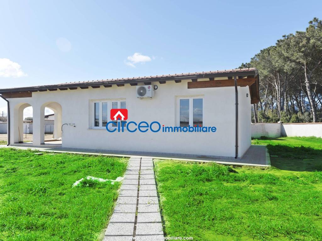 Villa a San felice circeo in Viale Regina Elena, 144 - Foto 3