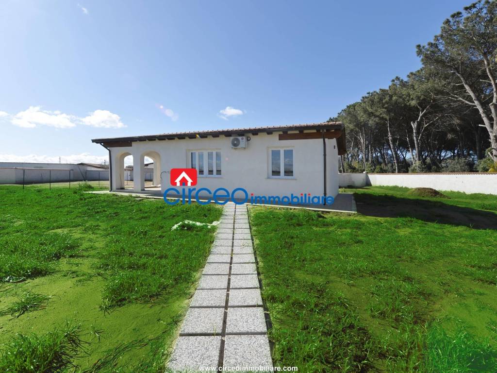 Villa a San felice circeo in Viale Regina Elena, 144 - Foto 4
