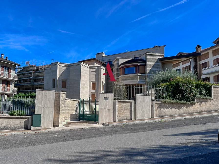Villa a Avellino in Via Augusto Guerriero - Foto 2