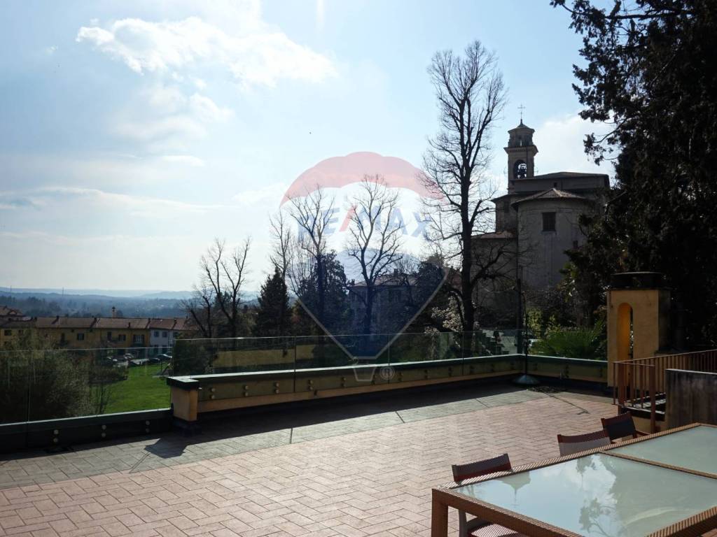 Casa indipendente a Besozzo in via indipendenza, 17 - Foto 2