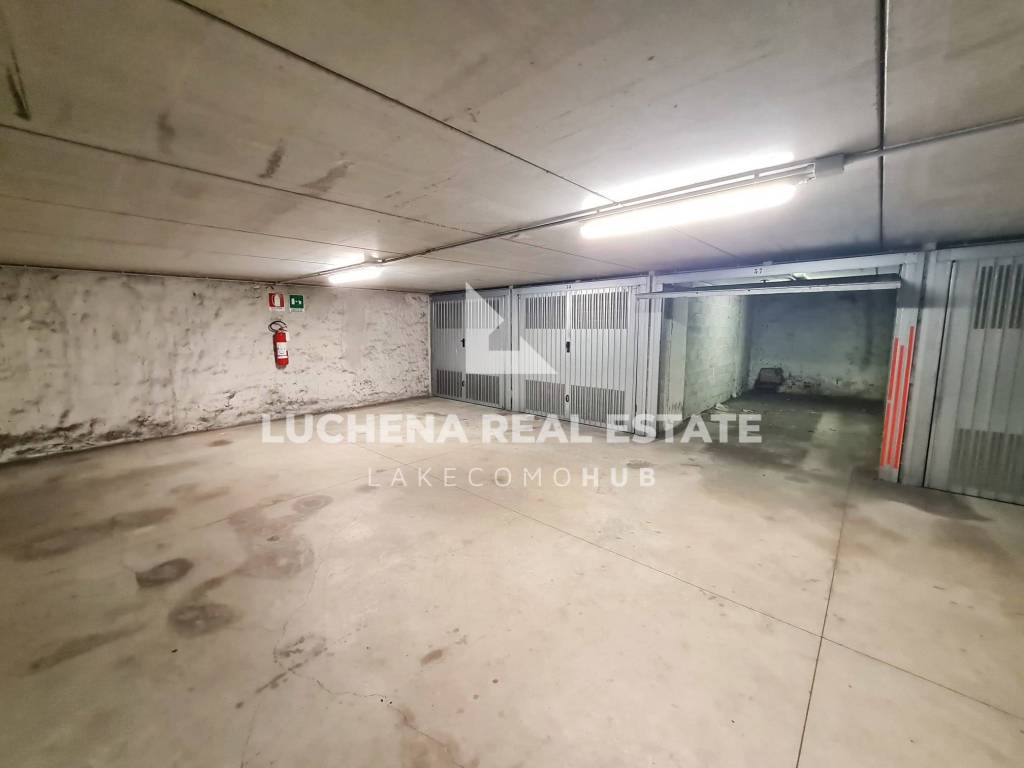 Box / garage a Como in Via Italia Libera, 16 - Foto 3