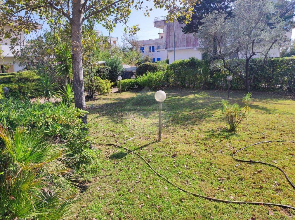 Villa a Minturno in Via Cristoforo Colombo, 143 - Foto 3