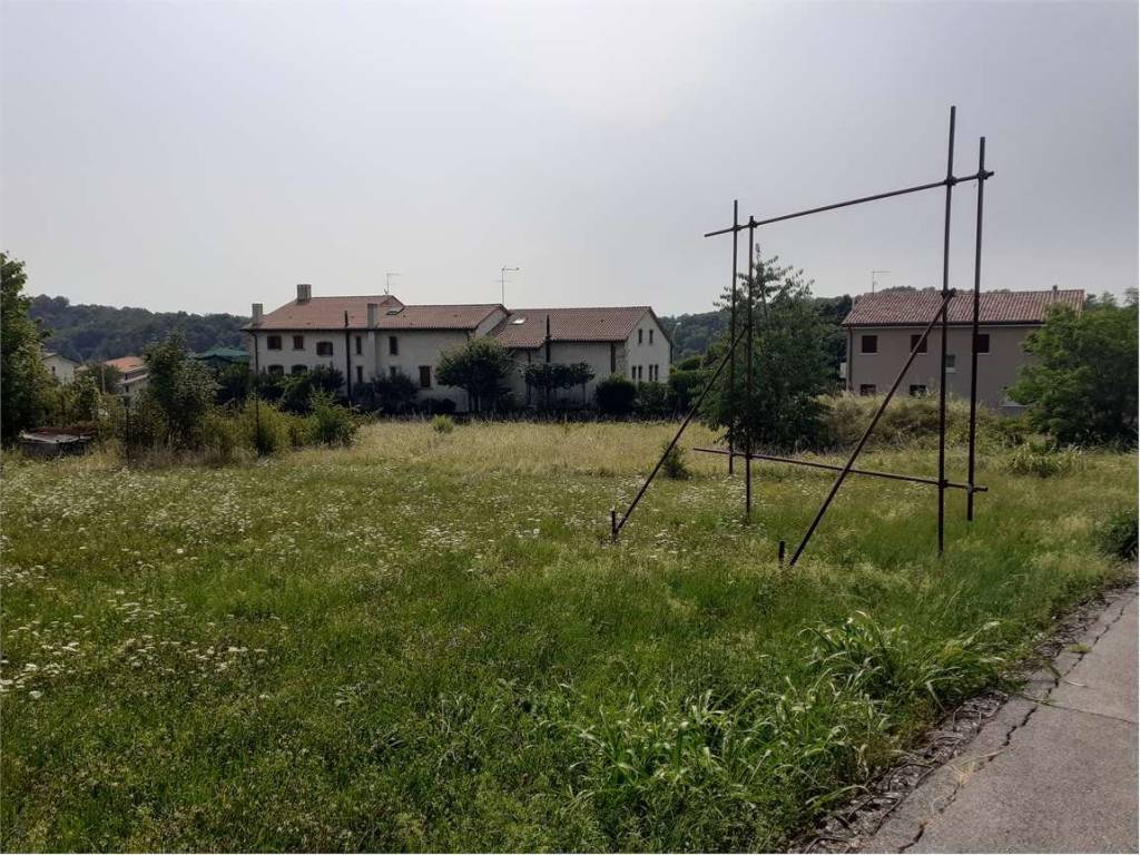 Terreno a Pieve del grappa in VIA PIAVE - Foto 2