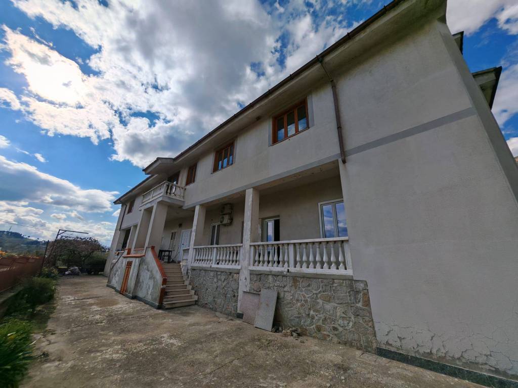 Appartamento a Caserta in Via Ladevaia, 57 - Foto 3