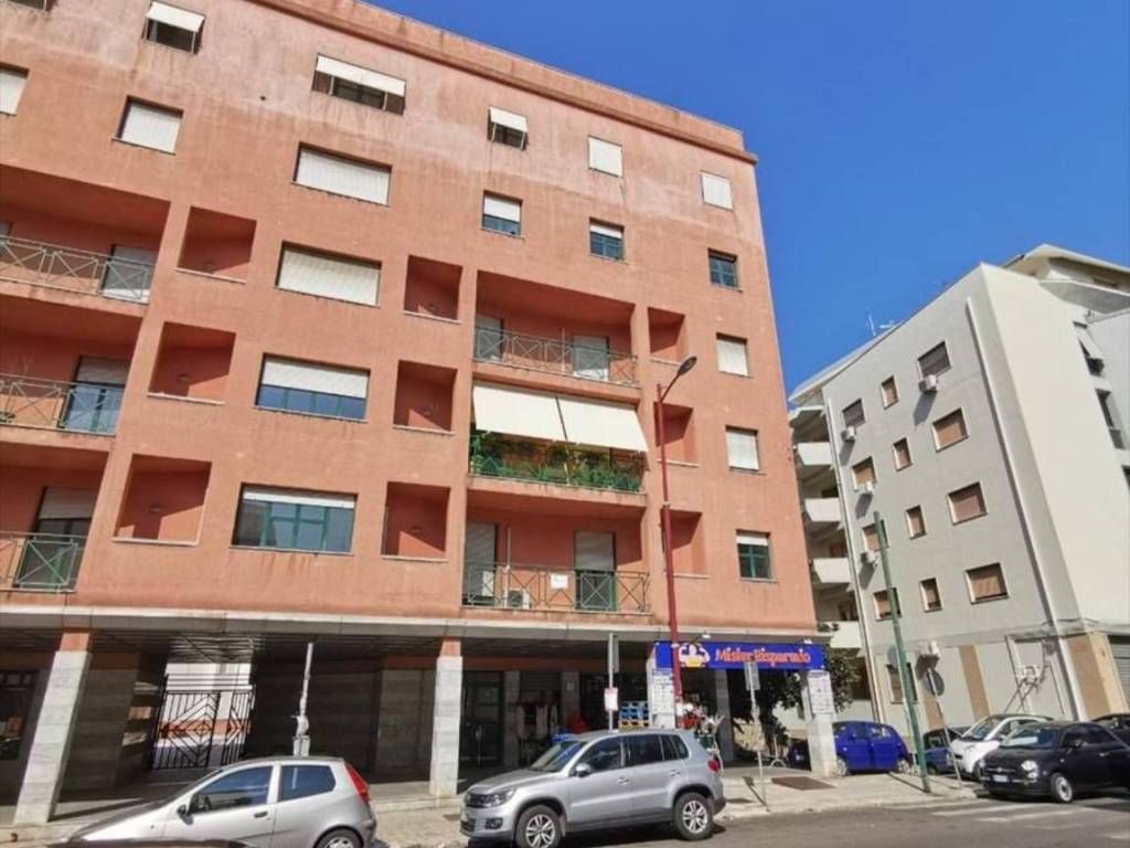 Appartamento a Reggio calabria in Area Residenziale Indirizzo Non Visibile Santa Caterina-San Brunello-Vito - Foto 2