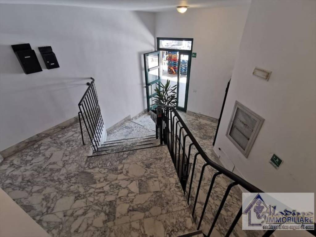 Appartamento a Reggio calabria in Area Residenziale Indirizzo Non Visibile Santa Caterina-San Brunello-Vito - Foto 4
