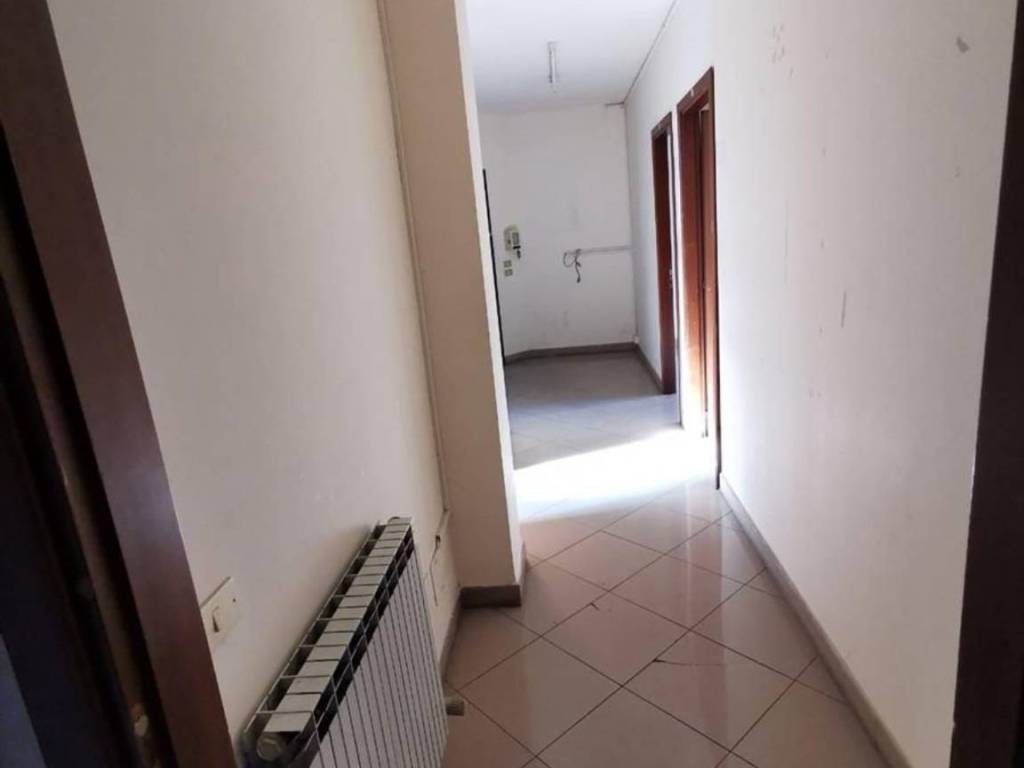 Appartamento a Reggio calabria in Area Residenziale Indirizzo Non Visibile Santa Caterina-San Brunello-Vito - Foto 5