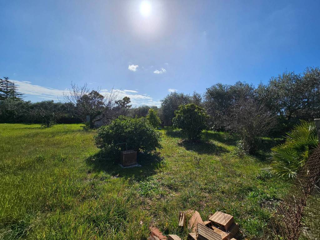 Terreno a Aprilia in Via Sasso - Foto 3