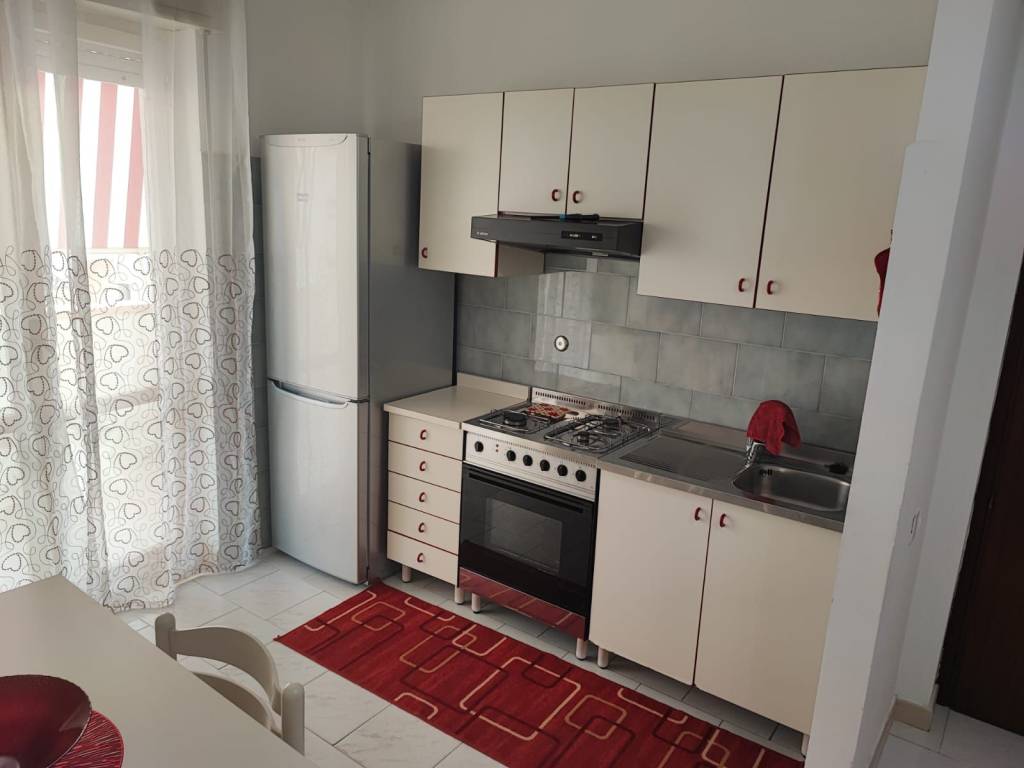 Appartamento a Catanzaro in Via Martiri di Cefalonia - Foto 1