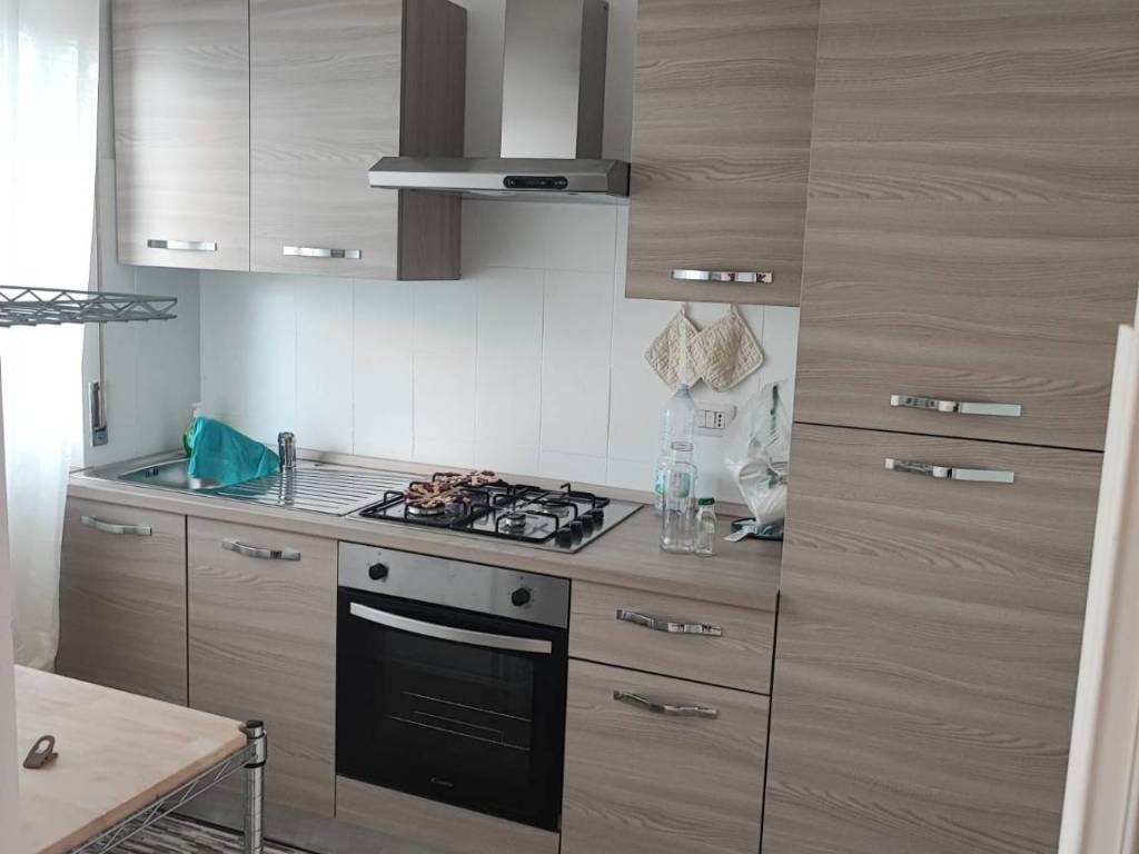 Appartamento a Catanzaro in Via Martiri di Cefalonia - Foto 3