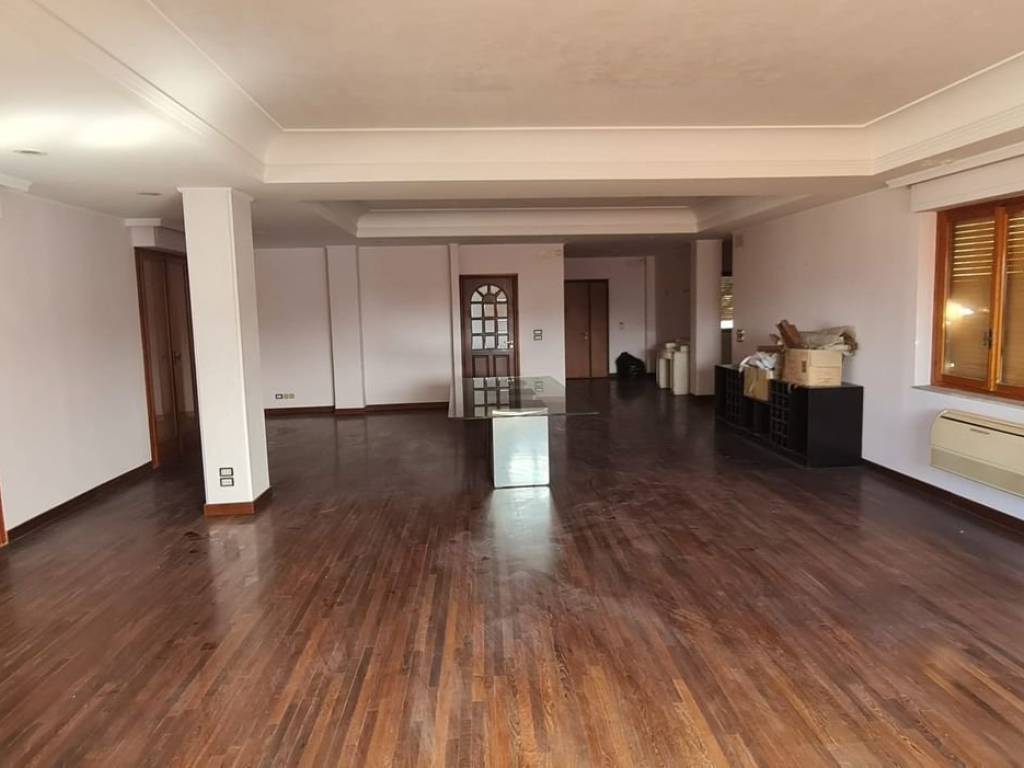Appartamento a Reggio calabria in Via Caserta Crocevia S.N.C. - Foto 4