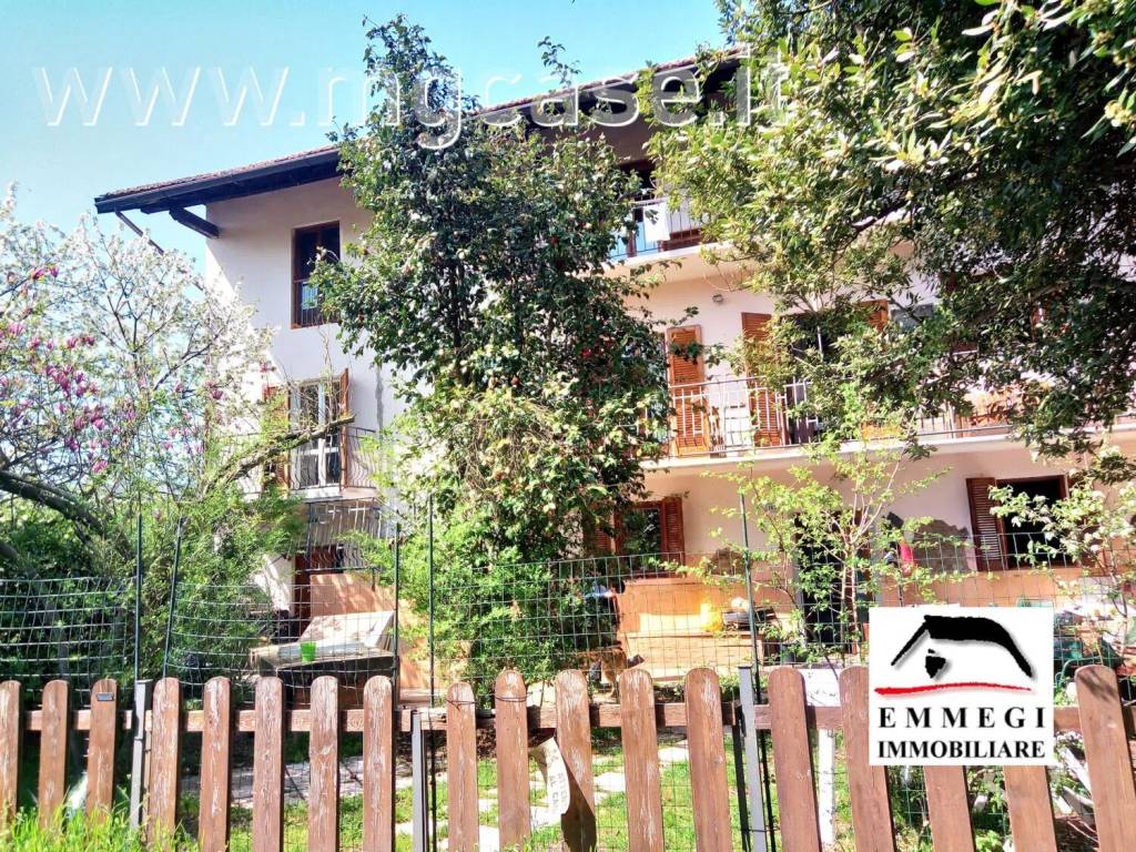 Rustico / casale a Castelletto sopra ticino in Via Aronco - Foto 3