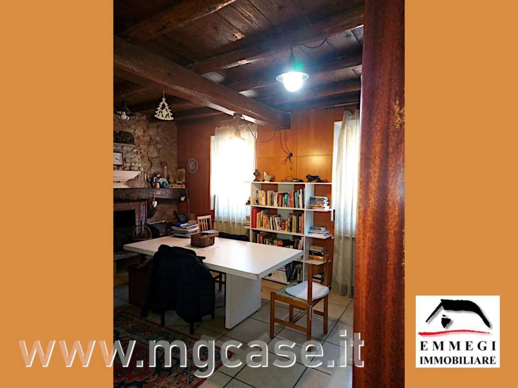 Rustico / casale a Castelletto sopra ticino in Via Aronco - Foto 5