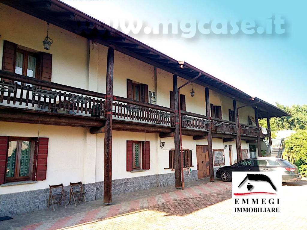 Villa a Castelletto sopra ticino in Via Riale S.N.C. - Foto 5