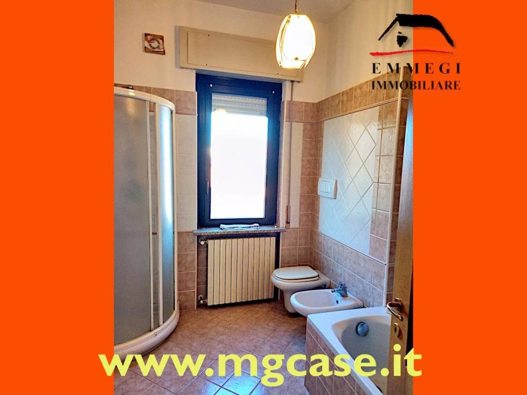 Villa a Castelletto sopra ticino in Sivo S.N.C. - Foto 4