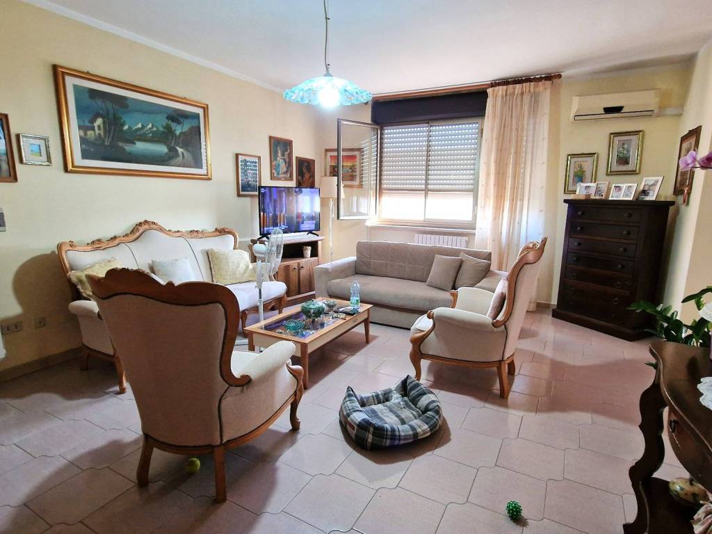 Appartamento a Galatone in Via Cosimo Settimo, 17 - Foto 2