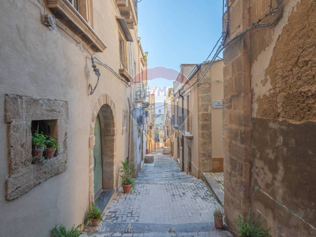 Immobile a Caltagirone in Via Gravina, 7 - Foto 2