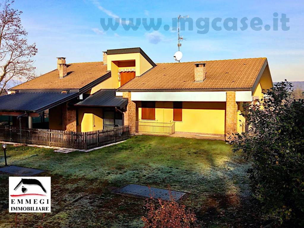 Villa a Castelletto sopra ticino in Antonio Gramsci, 15 - Foto 2
