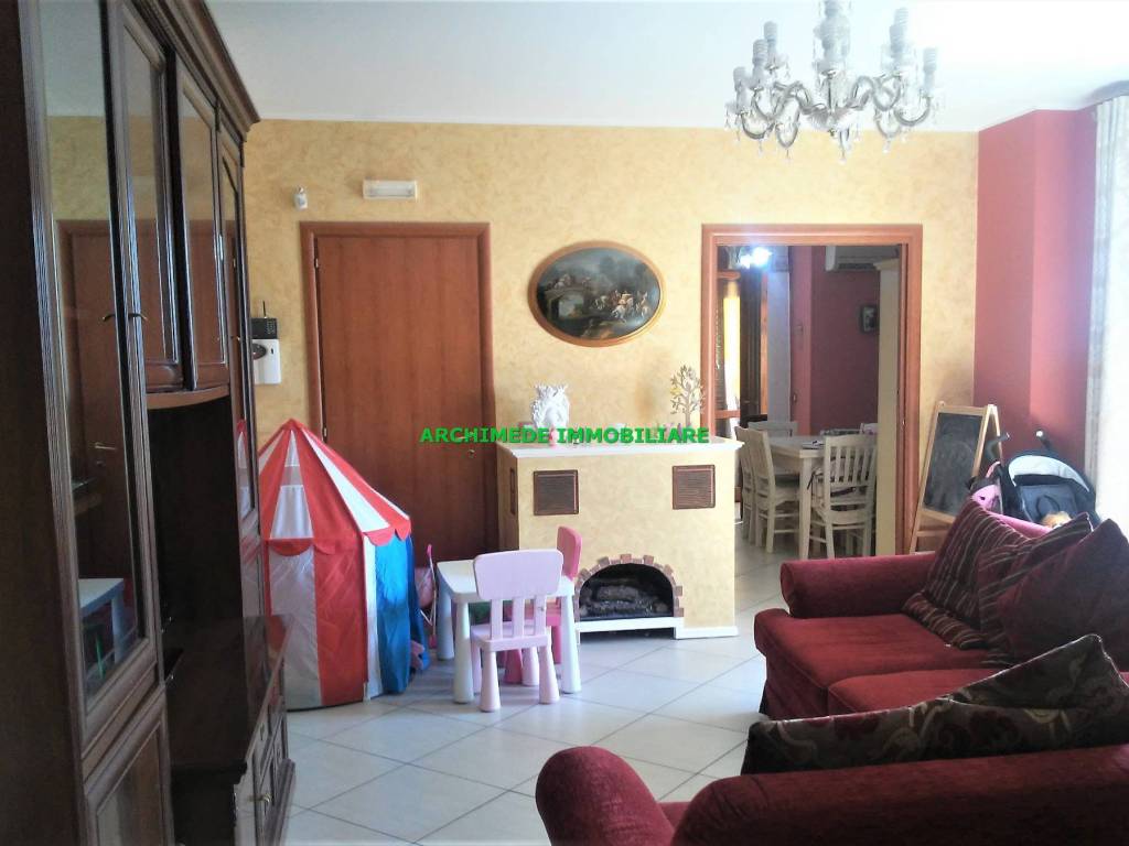 Casa indipendente a Floridia in Via Nino Martoglio, 12 - Foto 3