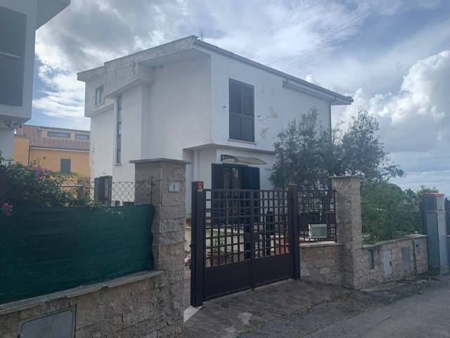 Appartamento a Fara in sabina in Via Cesare Battisti - Foto 2
