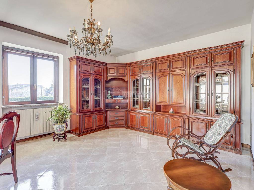 Villa a Casorate sempione in Via Trieste - Foto 5