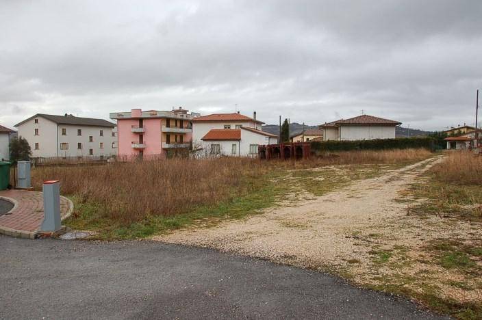Terreno a Gualdo tadino in Via Romano Maurizi - Foto 3