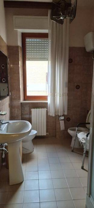 Appartamento a Jesi in Viale Giuseppe Verdi - Foto 4