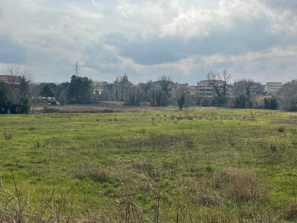Terreno a Pescara in Strada Prati - Foto 2