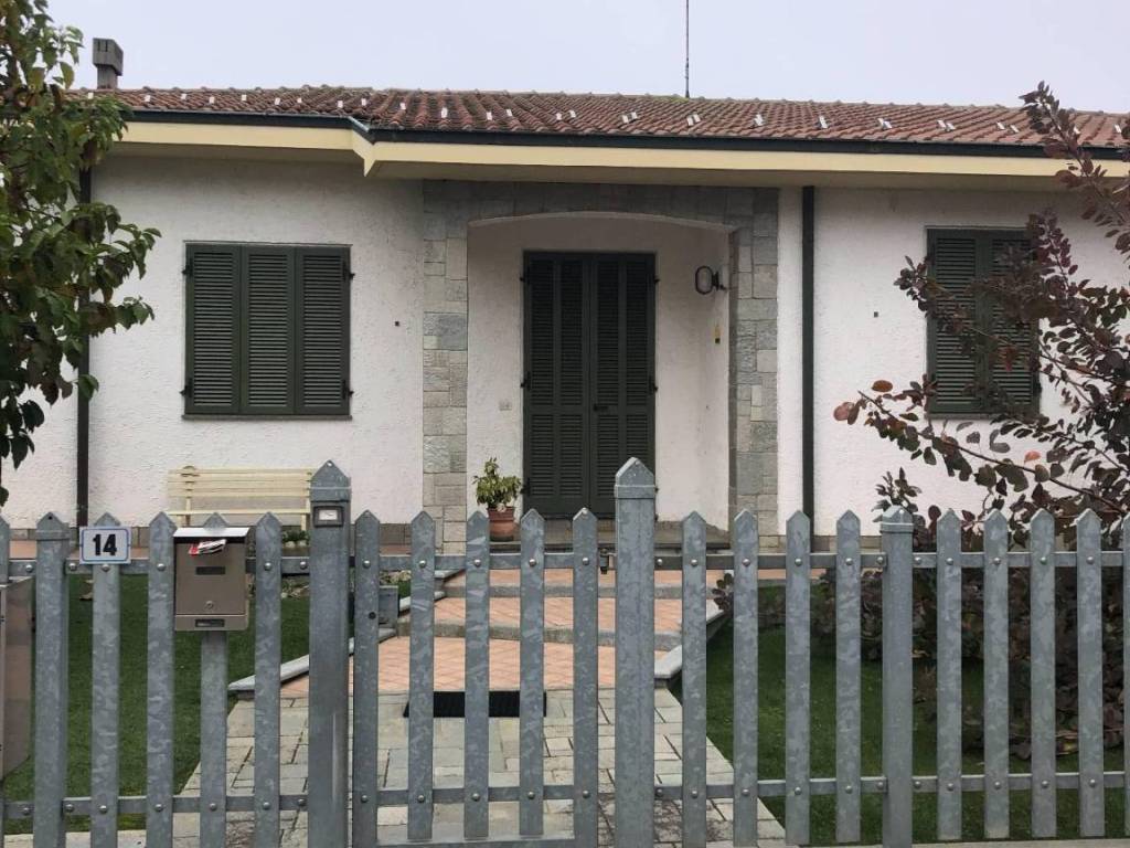 Villa a Alessandria in Via del Progresso, 16 - Foto 3