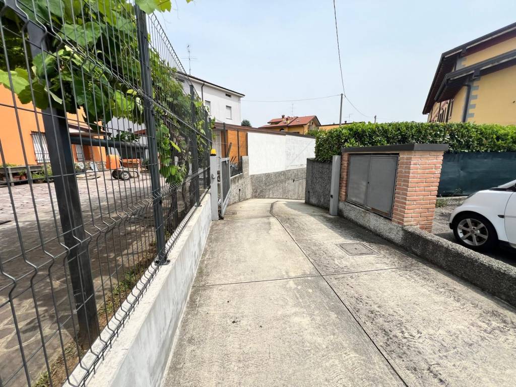 Box / garage a Dalmine in Via Passo San Marco - Foto 4