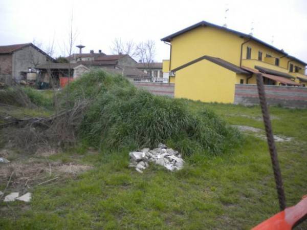 Terreno a Casalbeltrame in Via Carlo Alberto - Foto 4