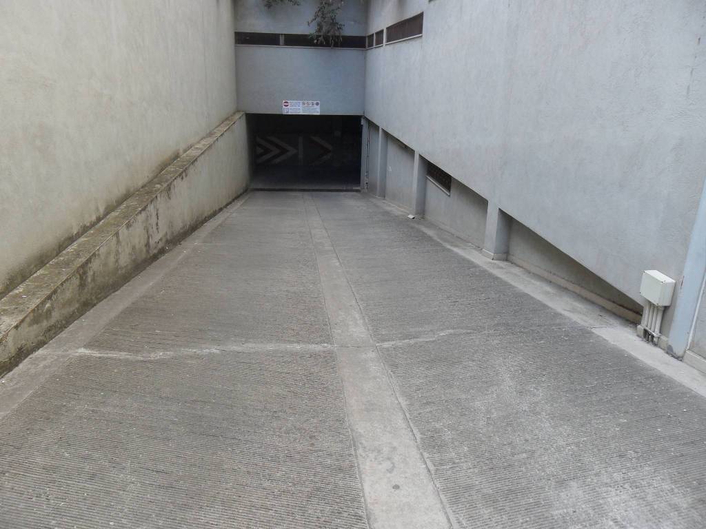 Box / garage a Foggia in Via Paolo Telesforo, 31 - Foto 4