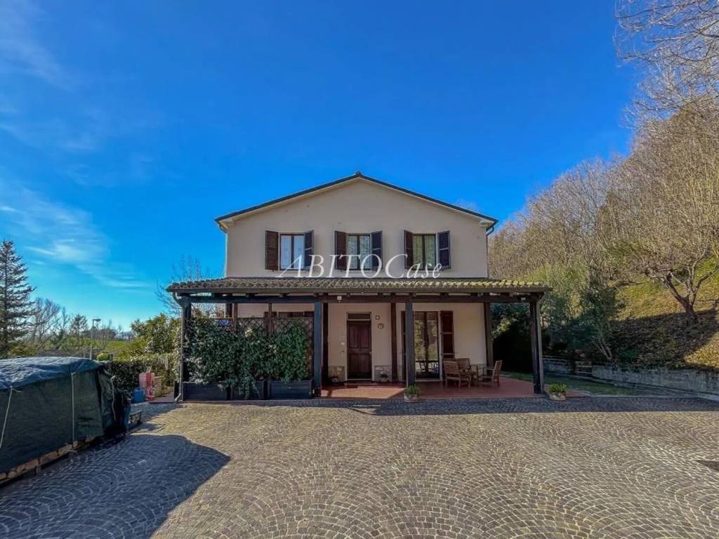 Villa a Mondavio in Contrada Bottaccio S.N.C. - Foto 4