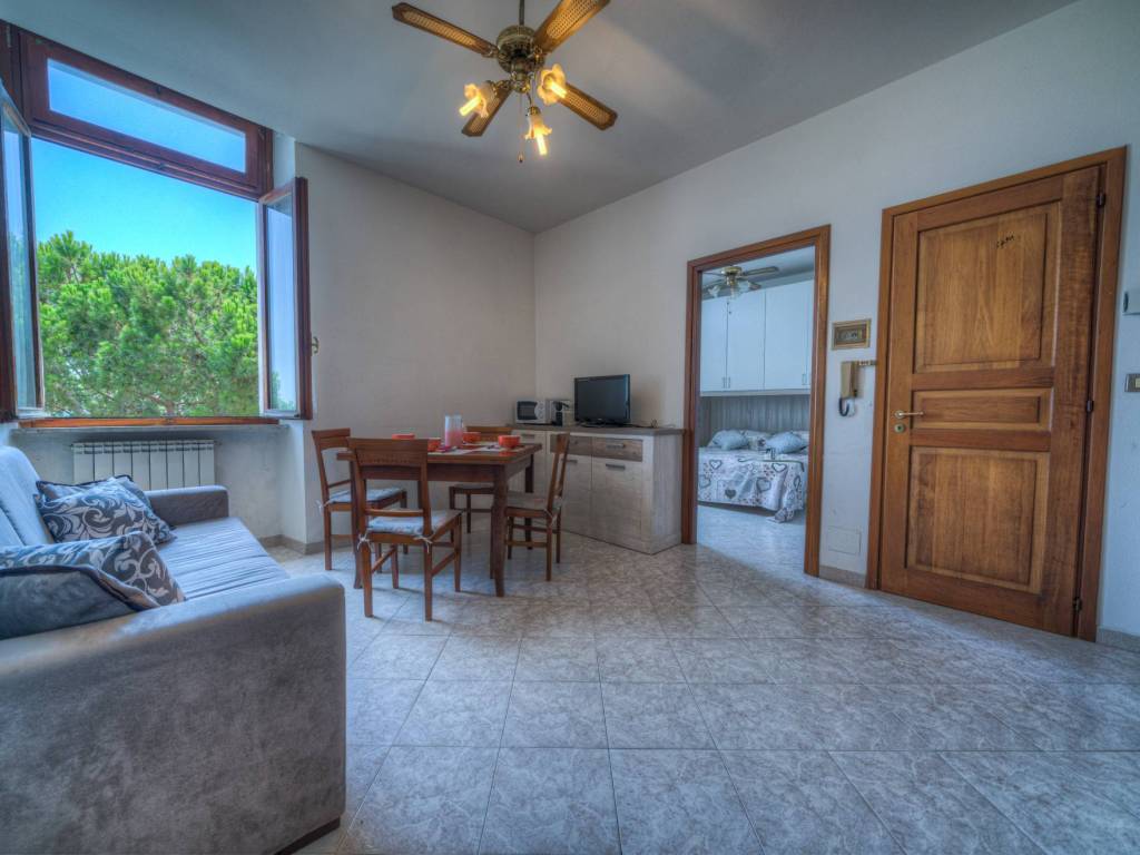 Appartamento a Diano marina in Corso Giuseppe Garibaldi, 37 - Foto 2