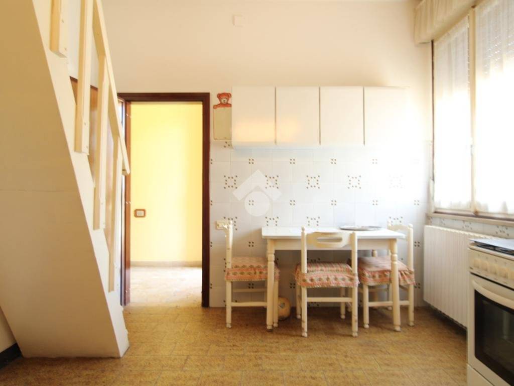 Casa indipendente a Mirandola in Via guagnellina, 92 - Foto 5