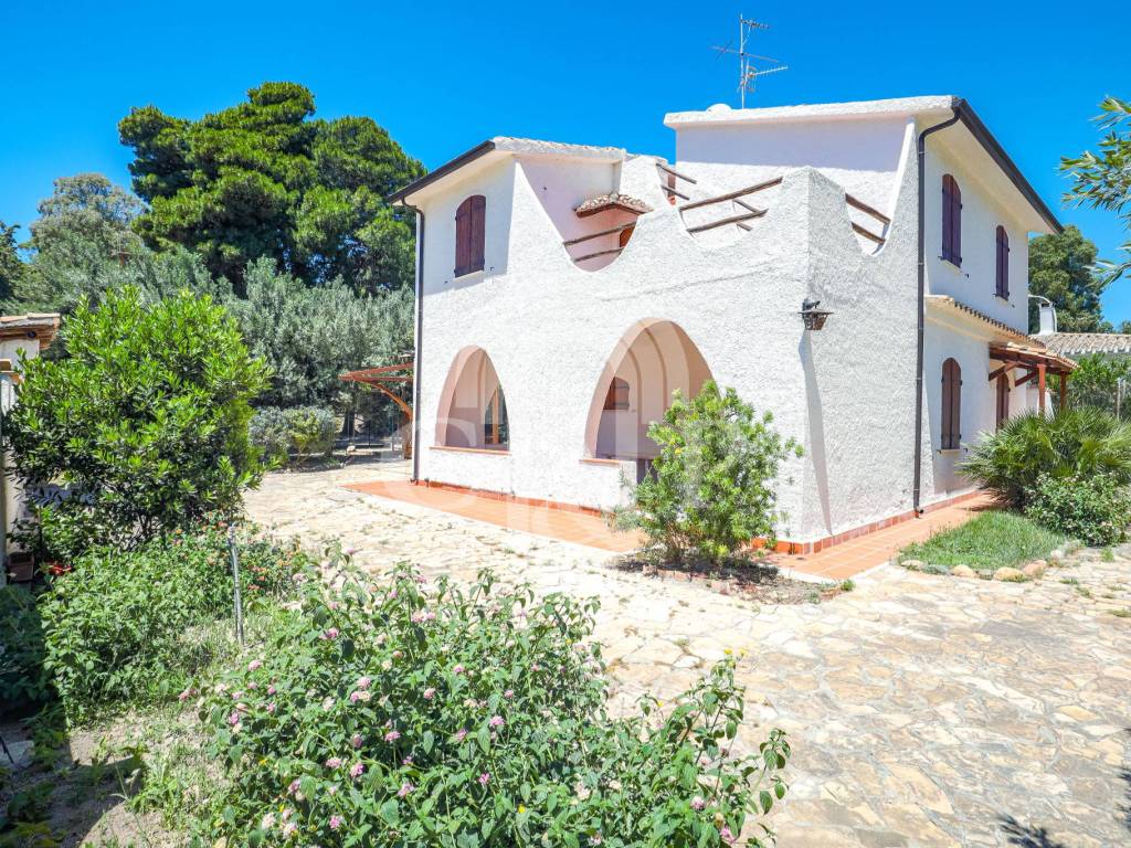 Villa a Sinnai in Via delle Rose, 3 - Foto 2