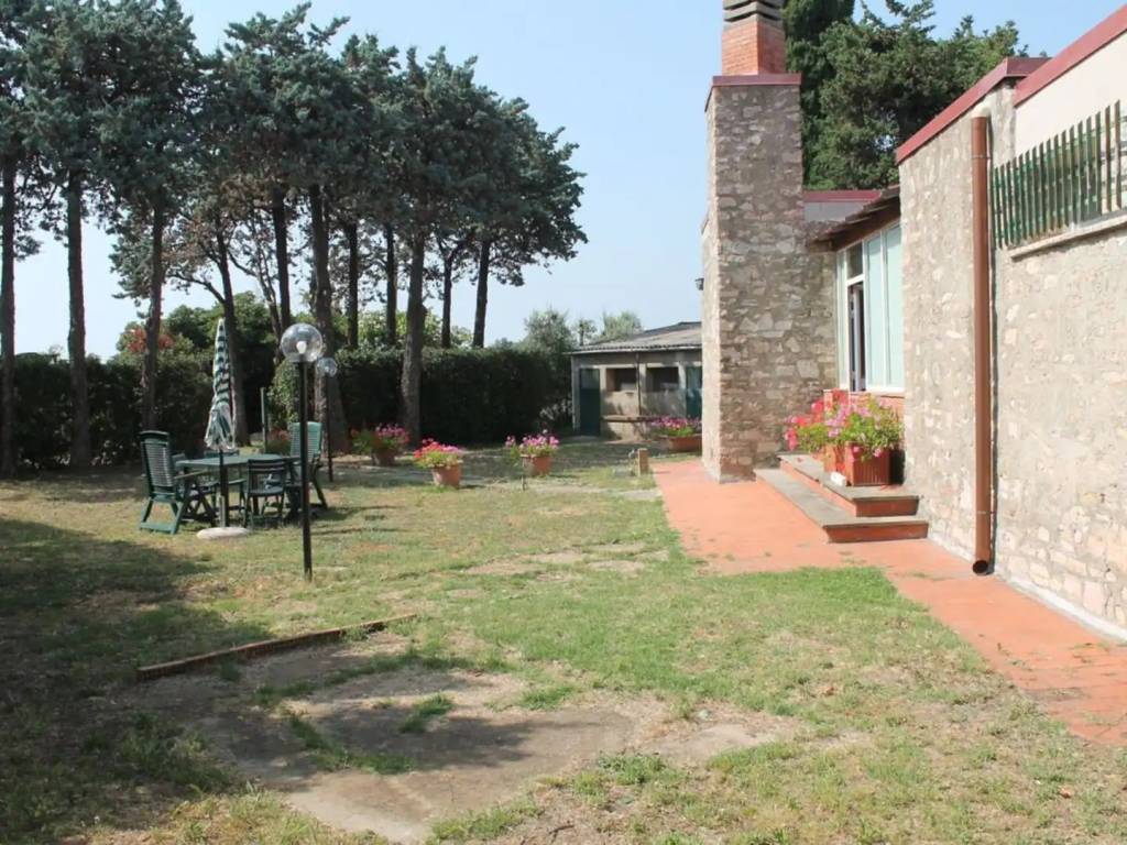 Villa a Castagneto carducci in Strada Comunale dei Ceralti - Foto 3