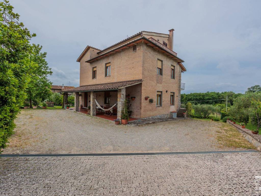 Rustico / casale a Castelnuovo berardenga in Via della Scheggiolla - Foto 2