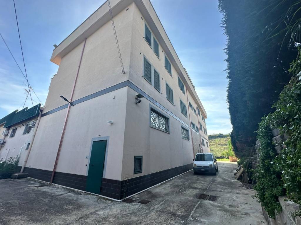 Immobile a Catanzaro in Viale Emilia, 100 - Foto 2