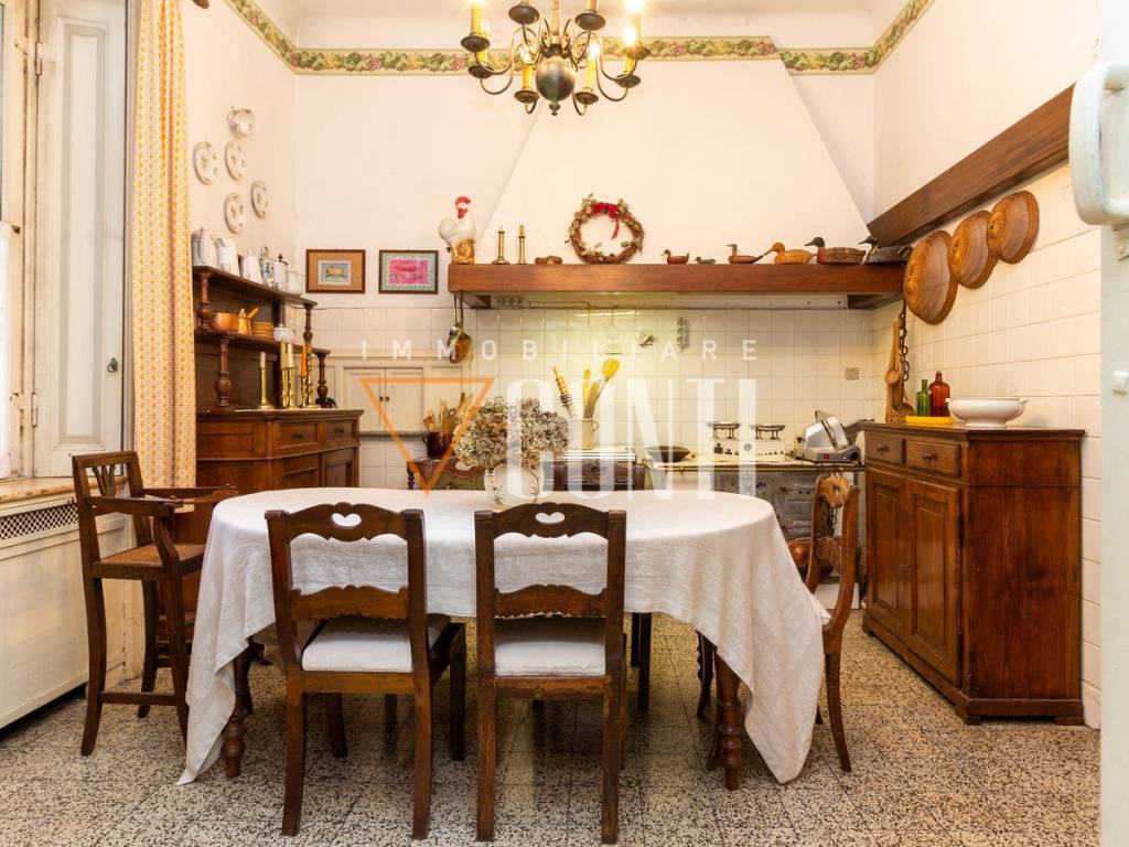 Villa a Tradate in Via dei Cappuccini - Foto 4