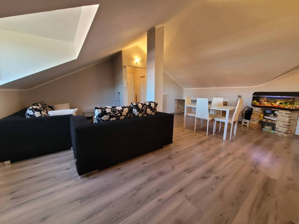 Appartamento a Asti in Via Giuseppe di Vittorio, 8 - Foto 4
