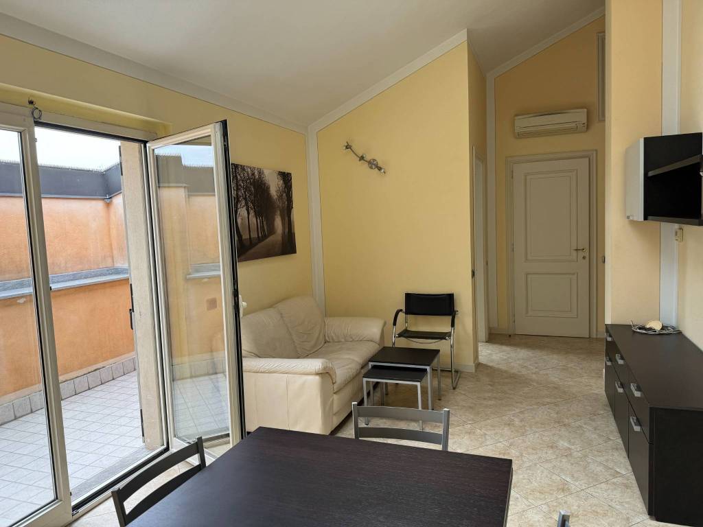 Appartamento a Codogno in Via Vittorio Emanuele, 39 - Foto 2