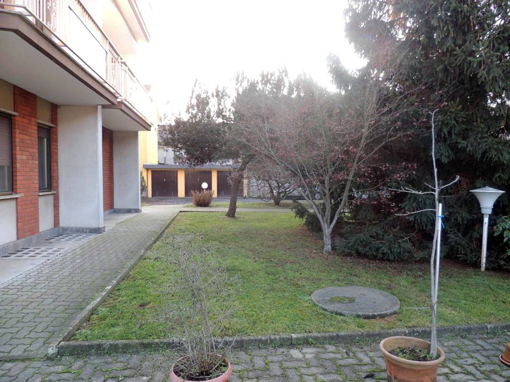 Appartamento a Tronzano vercellese in Corso Vittorio Emanuele II, 17 - Foto 2